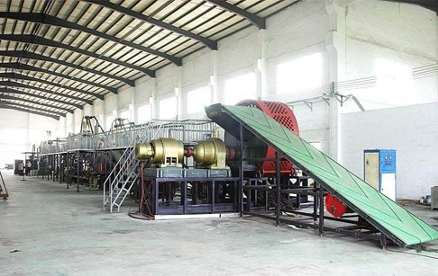 Rubber powder grinder machine crushing rubber tire running video