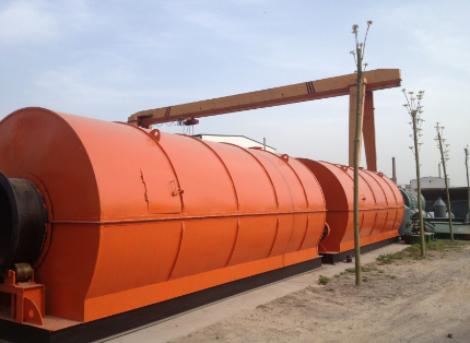 Waste tyre and plastic recycling plant