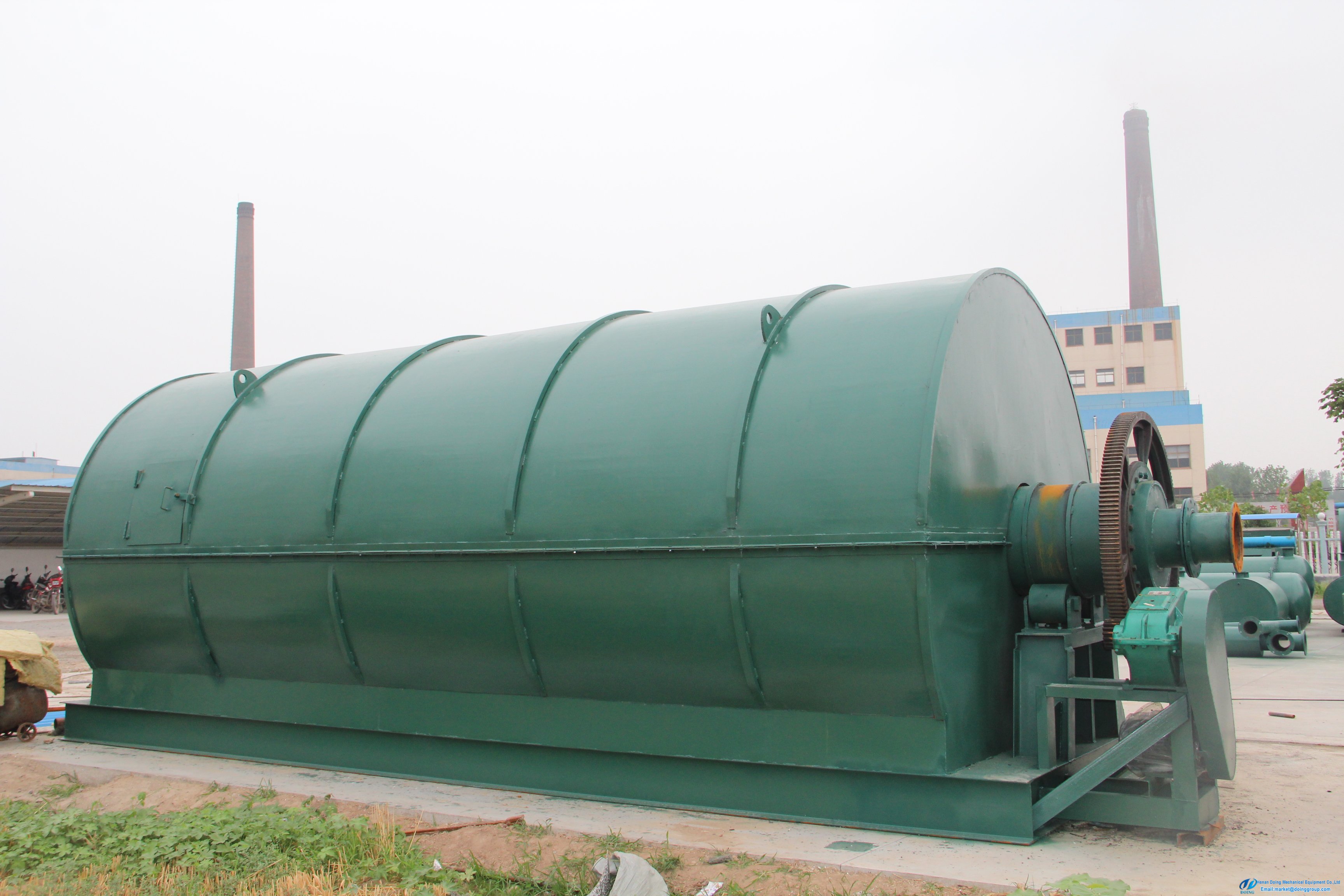 machine that turns plastic back into oil